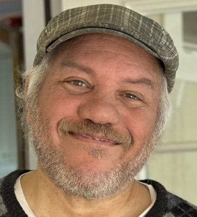 Headshot of Michael Robinson