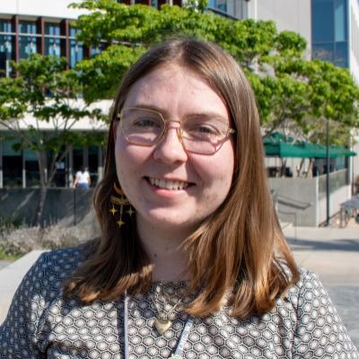 Headshot of Receiving Assistant Jessica Miller