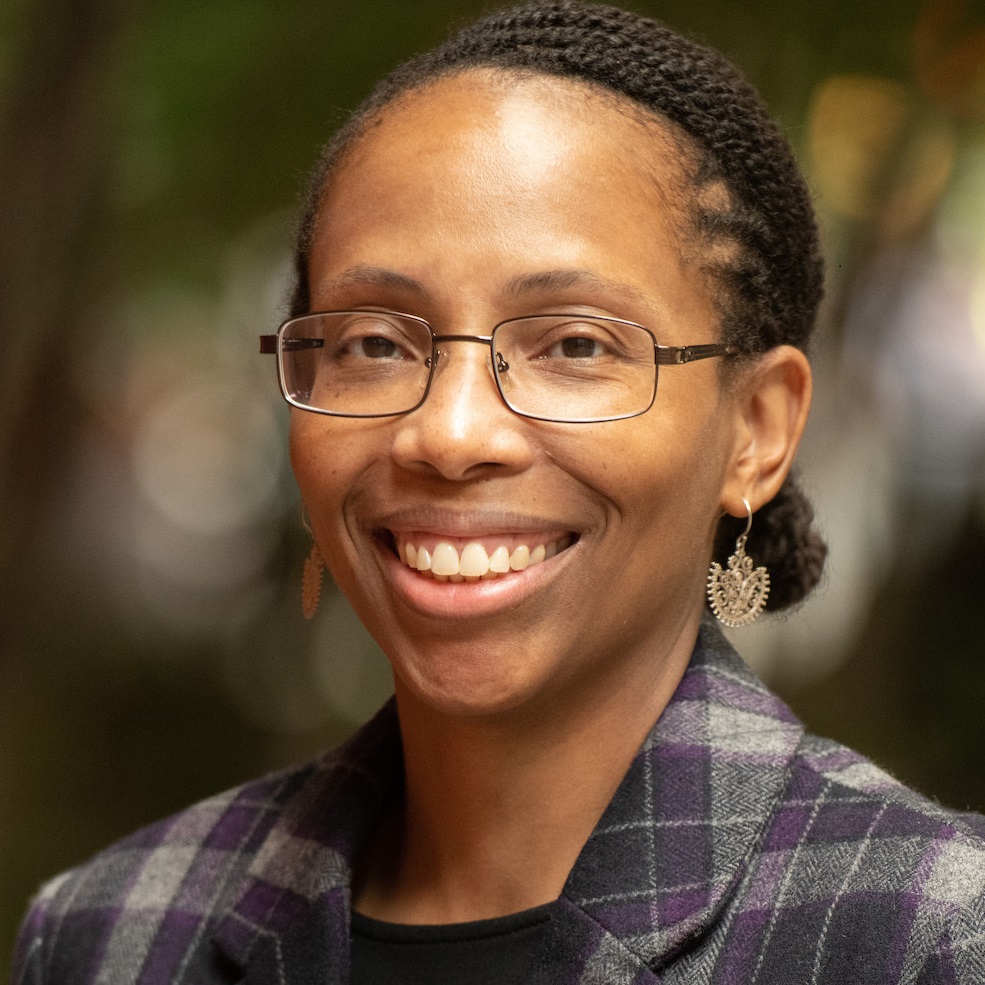 Headshot of Dawn Cadogan
